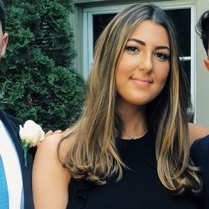 Meet your Posher, Leah